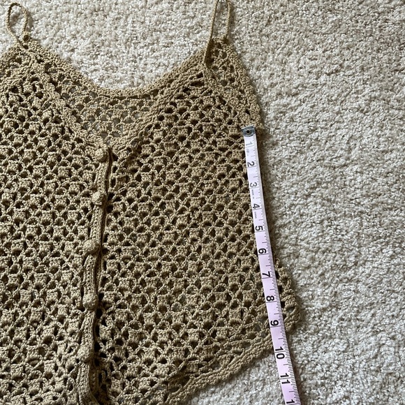 3 for $25/ Tan crochet Tank top size XS - Picture 2 of 5
